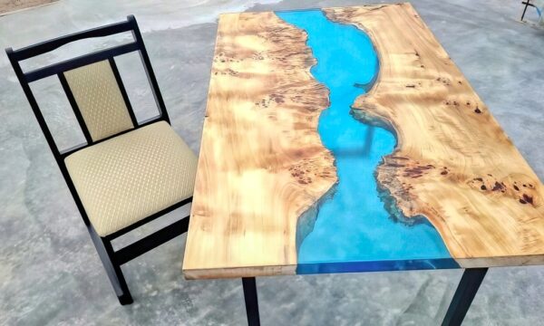 Premium 4 Seater Dining Table - Epoxy Resin & Wood