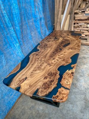 Bench-for-dining-table-epoxy-resin-wood-88-3_20.jpeg