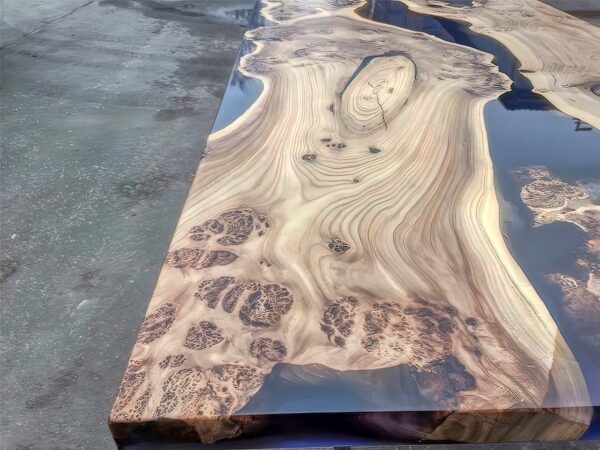 Luxury 6 Seater Dining Table - Epoxy Resin & Wood