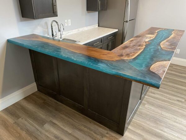 L-Shaped Kitchen Countertop - Epoxy Resin